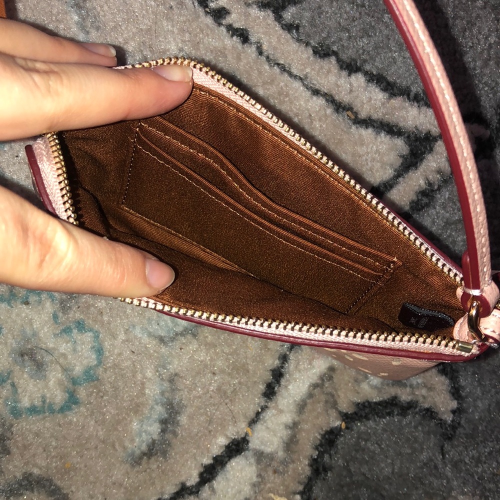 Small Coach Light Pink Wristlet - Picture 3 of 3